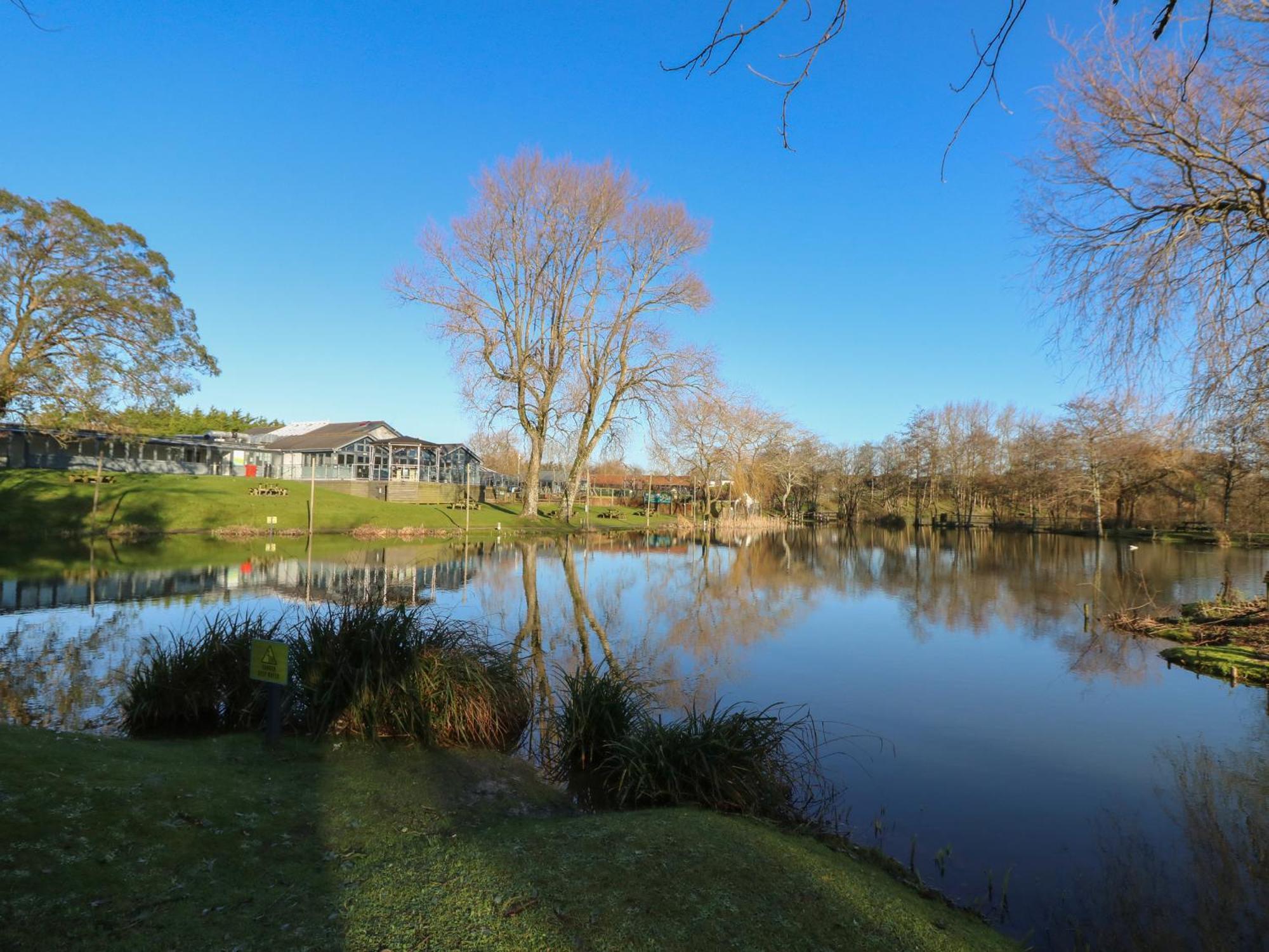 Rookley Lake Cottage 文特诺 外观 照片